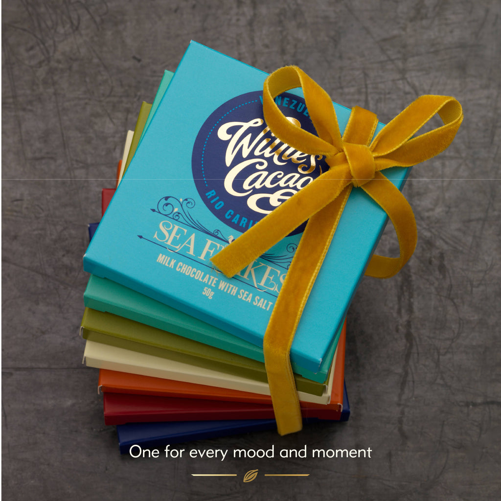 Sea Flakes. Milk chocolate with flakes of Sea Salt. 50g bar