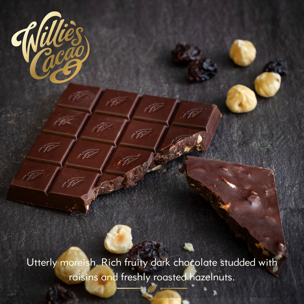 Hazelnut Raisin. Dark chocolate. Vegan. 50g bar